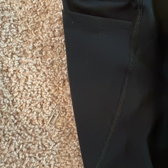 Cadi. Side pocket leggings - Picture 3 of 3